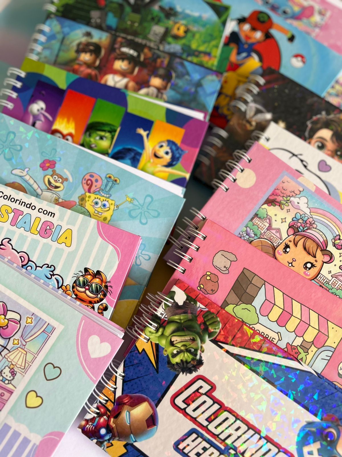 Livro de colorir capa dura - Temas Variados - Tamanho A5