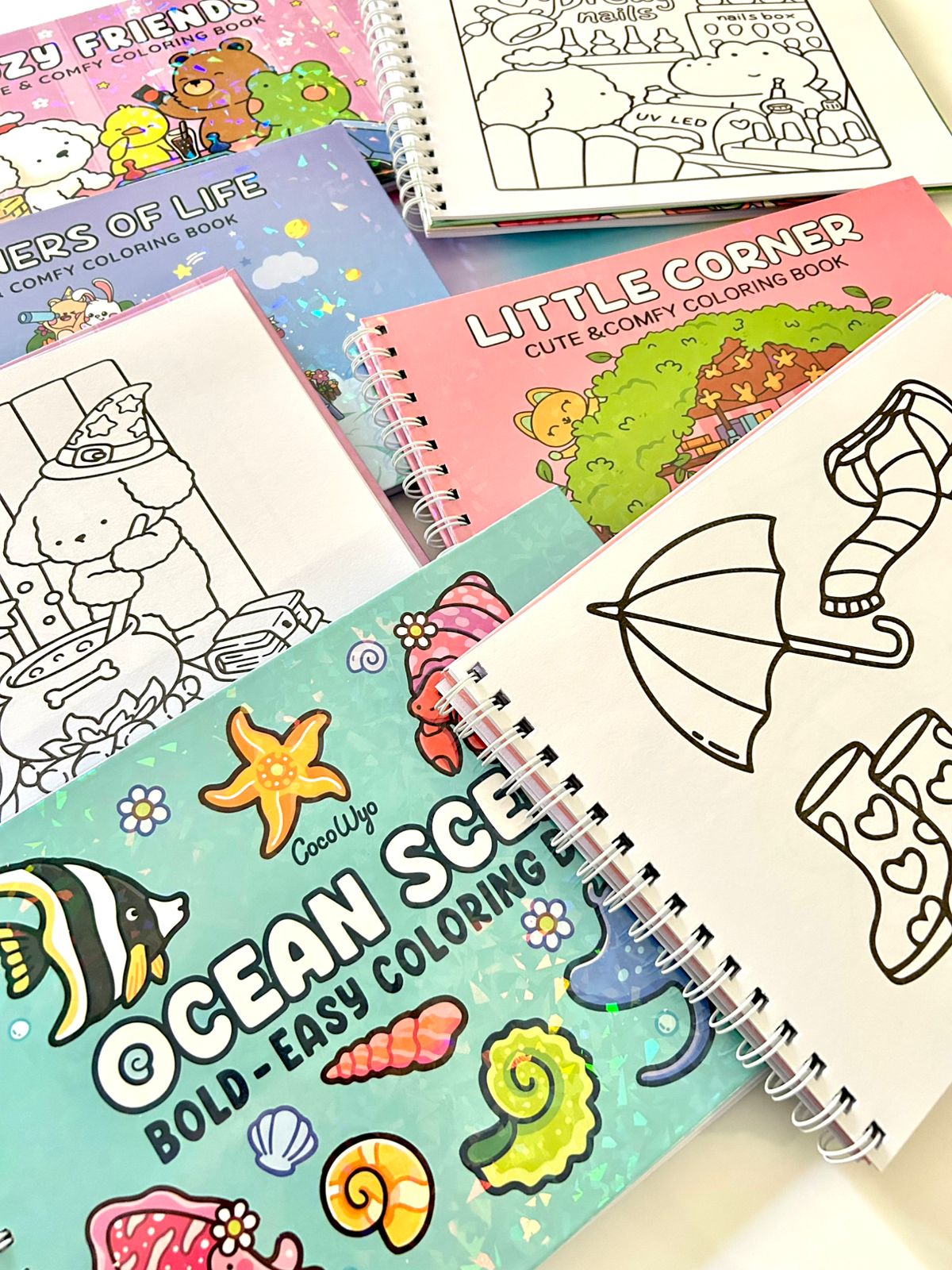 Livro de colorir A4 - Capa dura holográfica